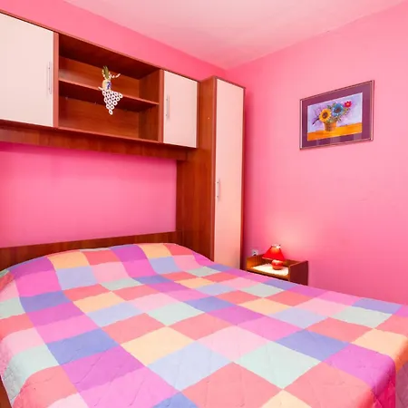 Awesome Apartment In Pula With Wifi شقة *